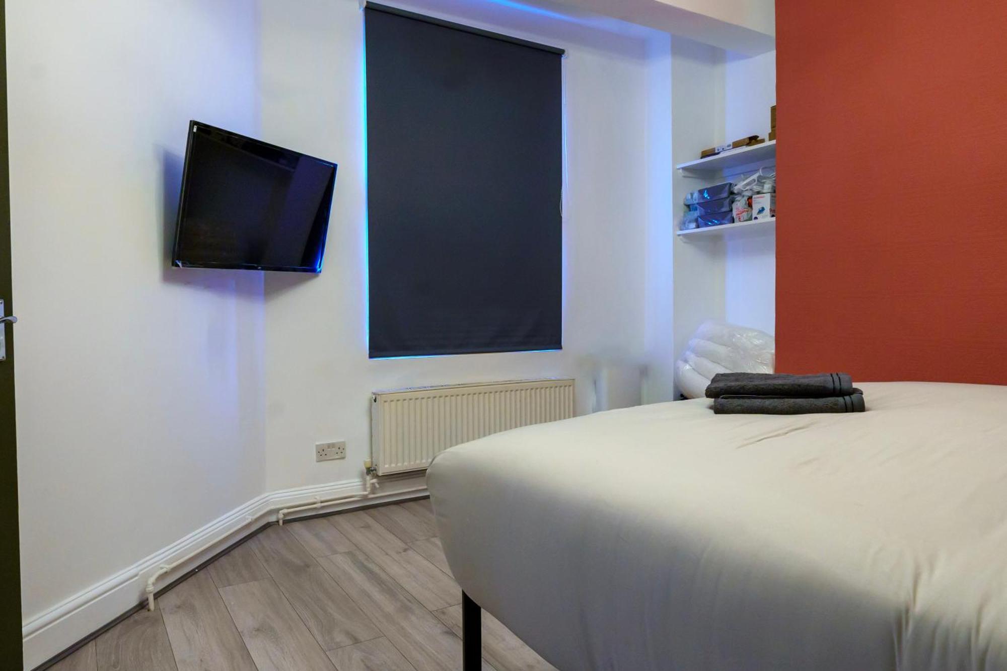 5C- Stylish Urban Retreat - Spacious 2 Bed Flat ลอนดอน ภายนอก รูปภาพ